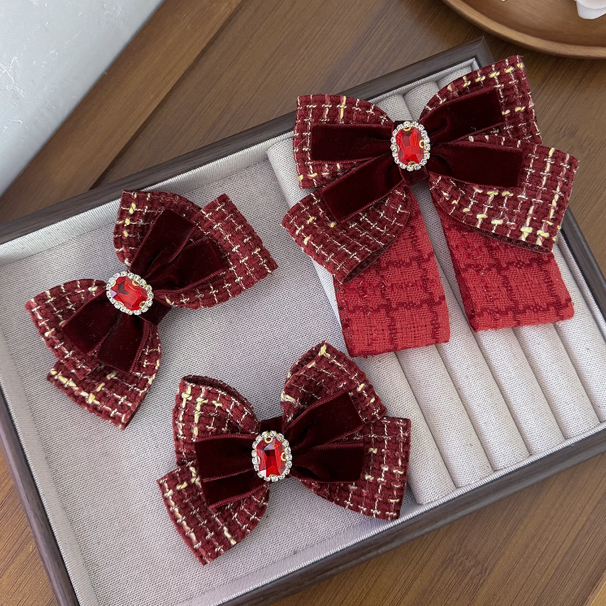 مشبك شعر على شكل فيونكة روبي مربعة على طراز المحكمة عبارة عن إكسسوار شعر مأدبة لطيف وأنيق وراقي للنساء #1