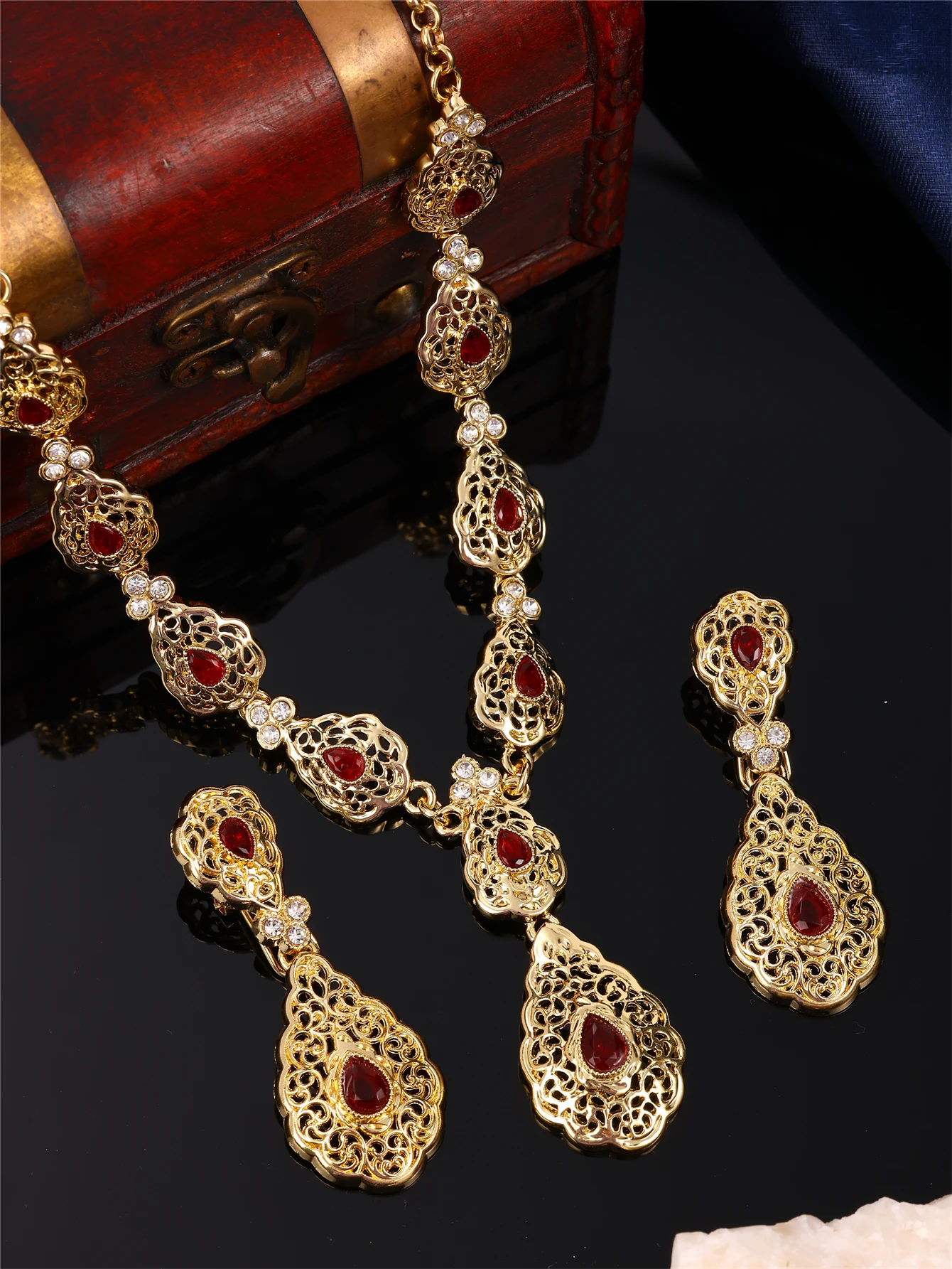 1 Set Vintage-Schmuckset im Palast-Stil für Damen mit Halskette und Ohrringen, Wassertropfenform und Strass-Einlagen, verstellbare Länge, geeignet für arabische Frauen bei Hochzeiten, Banketten und Festivals – Detail 6