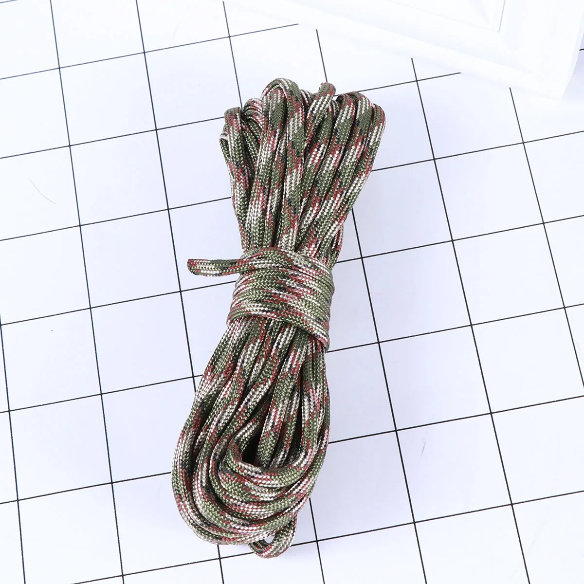 

Survival Seven Cores Umbrella Rope Crafting Kit Nylon Parachute Cord (7 Meters, Camouflage Color)