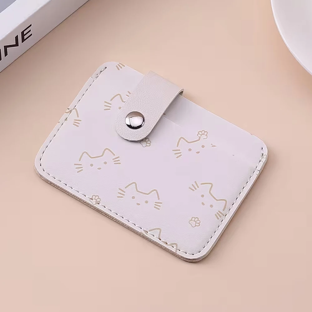 Cute Cartoon Card Holder Suitable for Female Students, Anti-Degaussing, Large Capacity, Portable and Compact, Multifunctional Card Holder and Business Card Holder
