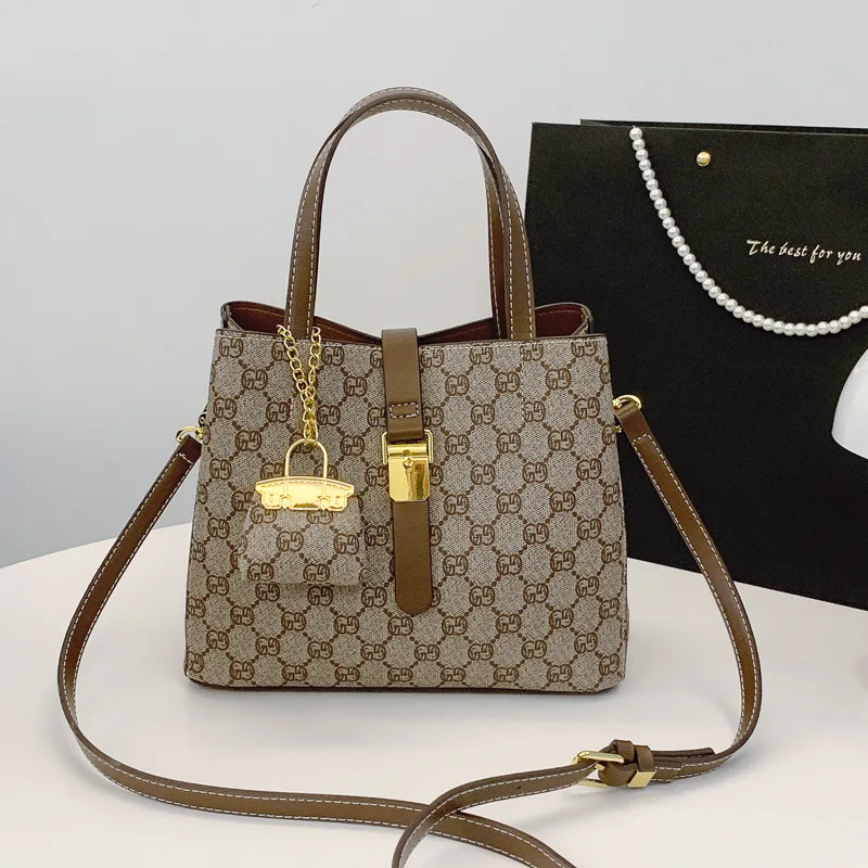 

Bucket women's bag premium large capacity single shoulder crossbody handbag versatile Western style crossbody bag