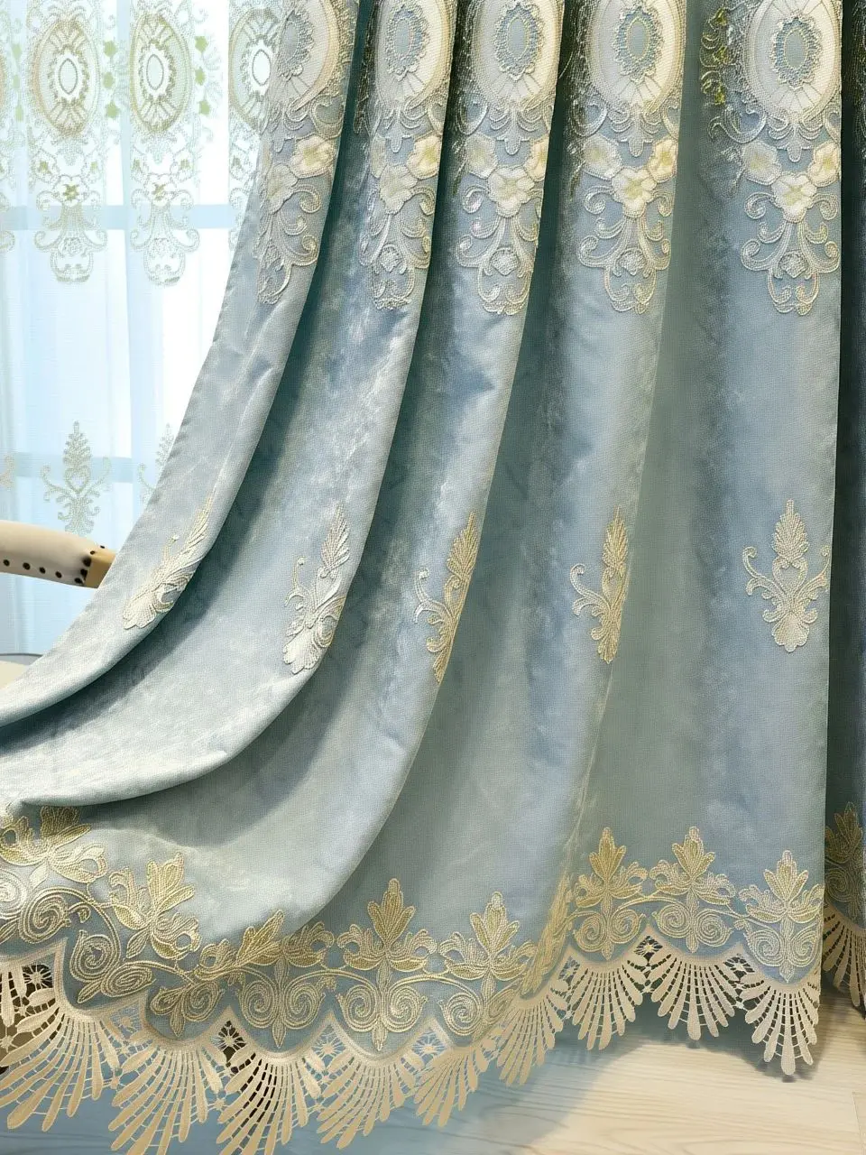 2 stuks luxe frisse blauwe geborduurde gordijnen, Europese 3D-borduursels, met ringen voor slaapkamer & woonkamer, voile niet inbegrepen - afbeelding 2