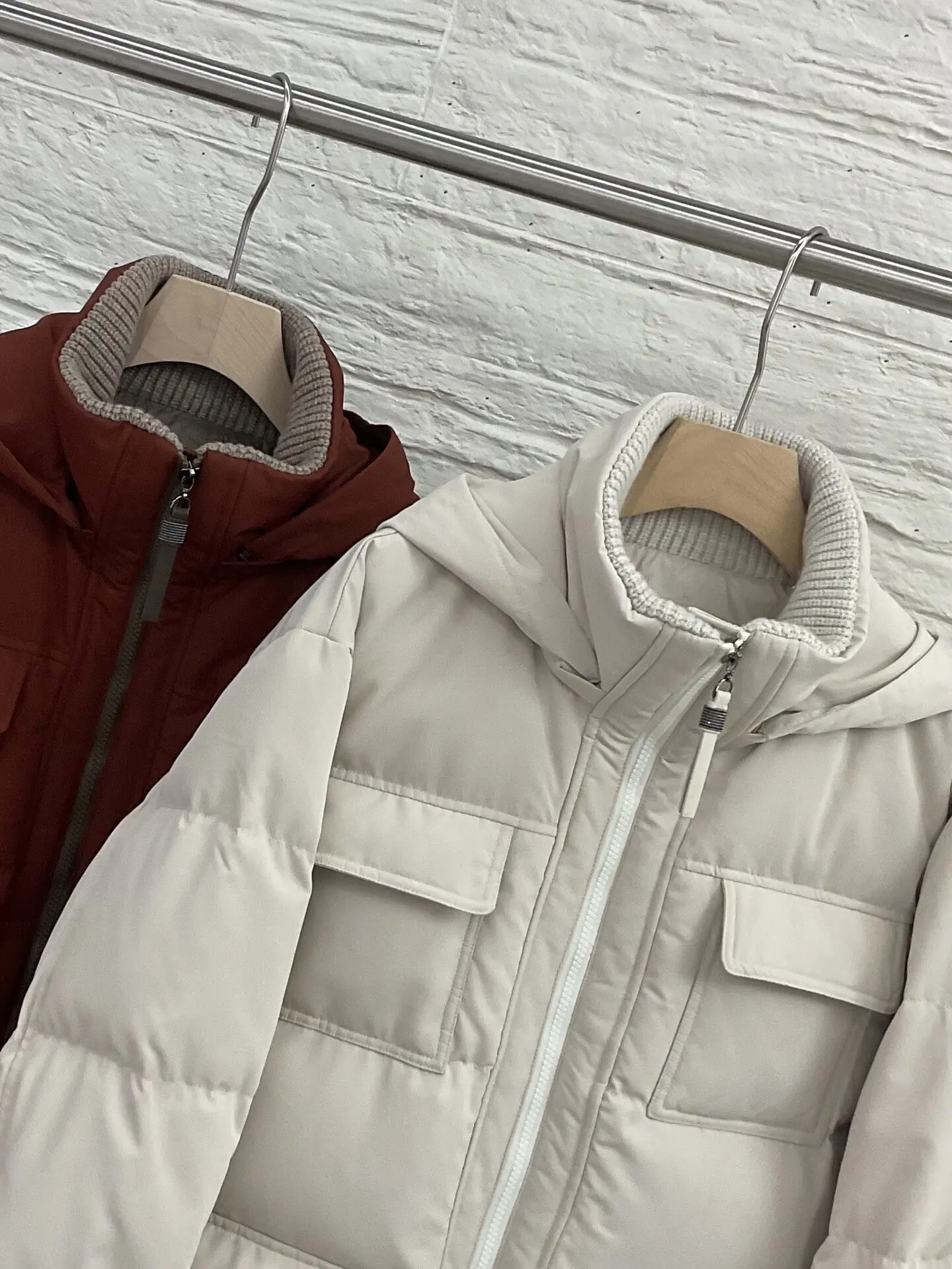 سترة نسائية جديدة من Goose Down لعام 2026، طراز عصري للجنسين، ملابس خارجية دافئة غير رسمية متعددة الاستخدامات