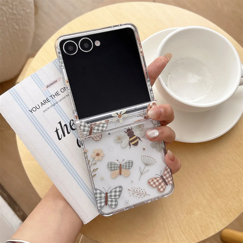 Vintage Plaid Butterfly Bee Floral Printed Clear Phone Case for Samsung Galaxy Z Flip 8-3 Mixed Bead Strap Protective Cover