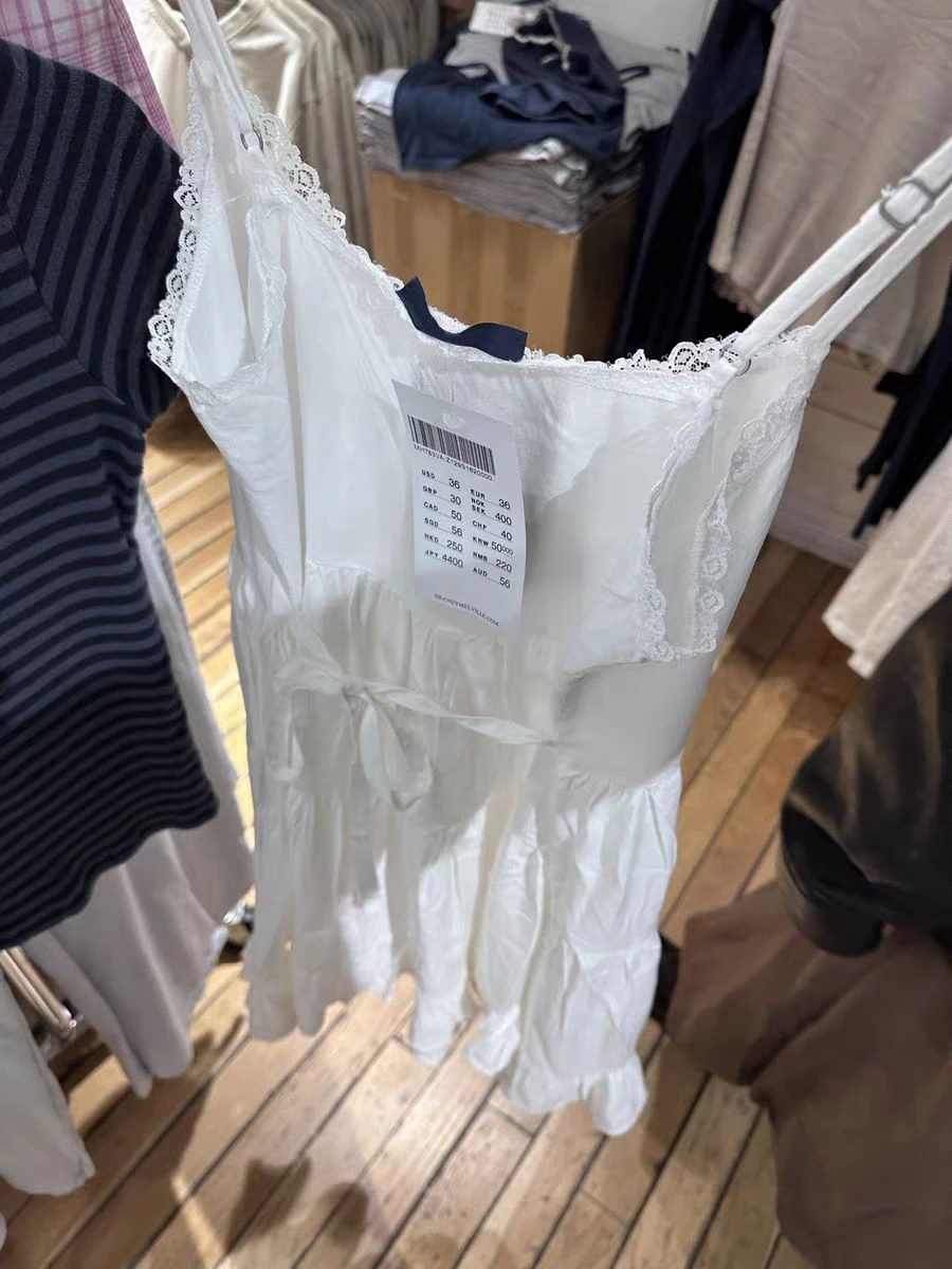 Mini abito con lacci sul retro in pizzo Abito estivo da donna con fiocco con scollo a V Slim A-line Abiti corti Abiti casual stile dolce preppy Camis