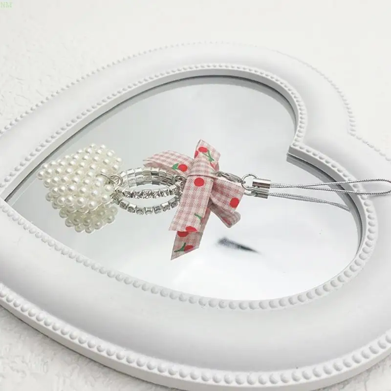 Fashionable Pearls Heart Keychain with Bows Tie Detail Stylish Female Bag Charm Pendant Fashionable Accessories