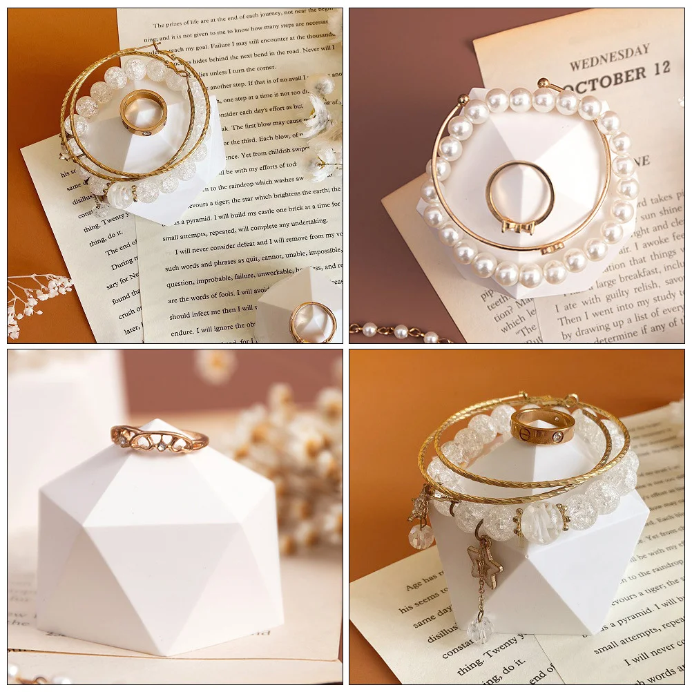 1Pcs Decorative Polyhedral Jewelry Storage Rack White Ring Holder Stand for Desktop Showcase Jewelry Store Organizer