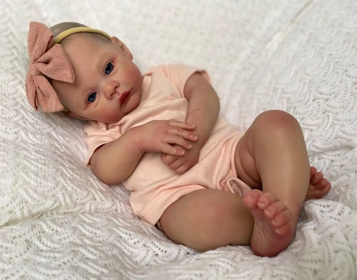 Reborn doll 45cm silicone body can take a bath 3D color skin with soft veins