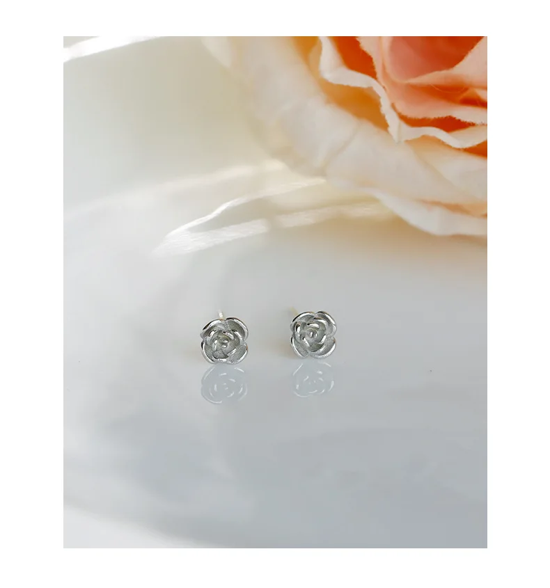 Korean New Rose Flowers Stud Earrings For Women Girls Simple Gold Silver Color Elegant Temperament Charm Party Jewelry Gifts