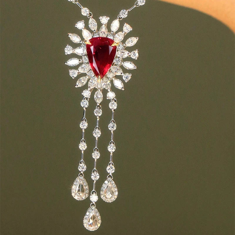 Aazuo High Jewerly 18K White Gold Natural Ruby Real Diamond Luxurious Necklace Gifted For Women Advanced Banquet Love Gift Au750
