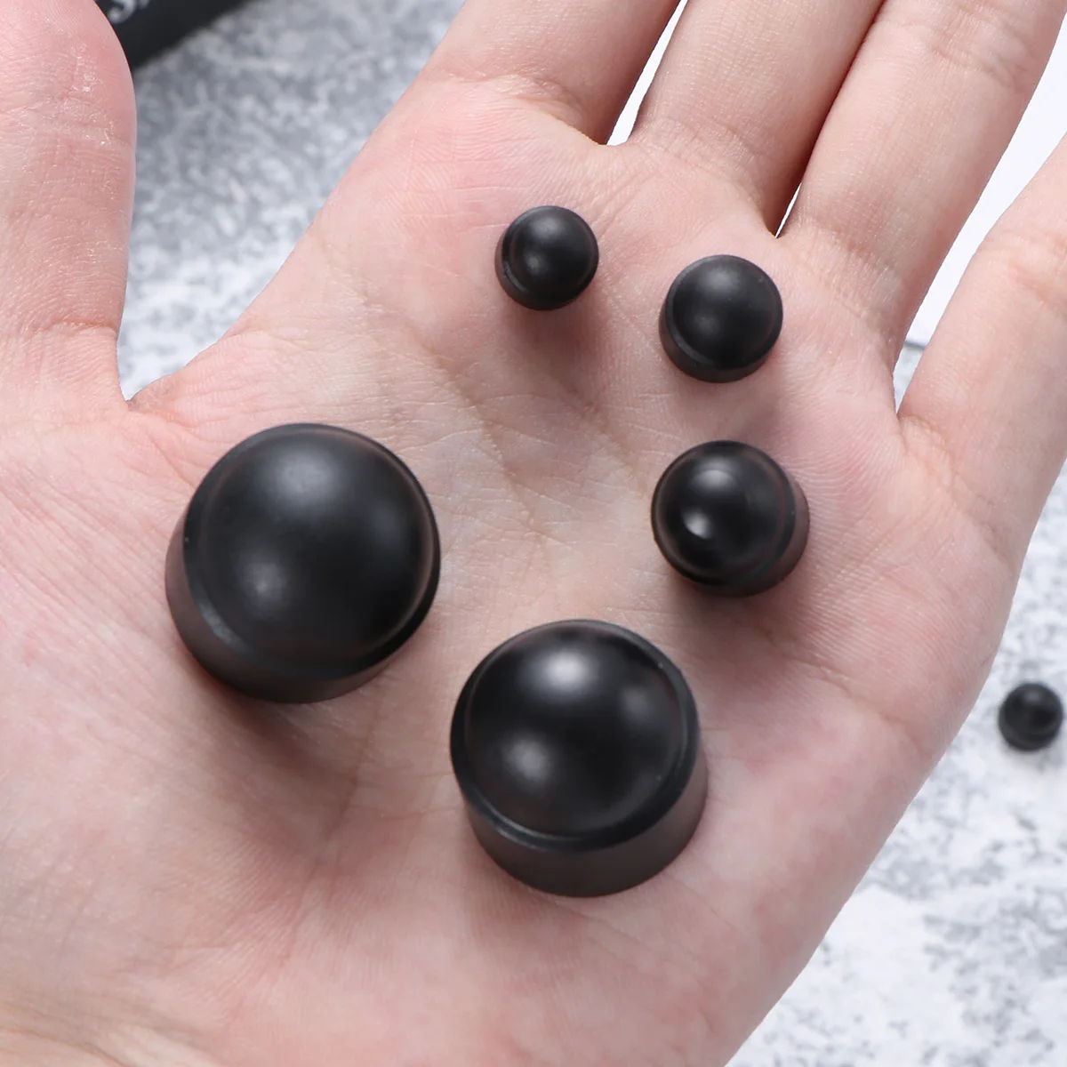 

145 pcs Hexagonal Plastic Bolt Nut Covers Weatherproof Tamper Resistant Dome Caps For M5 M8 M10 Screws Black
