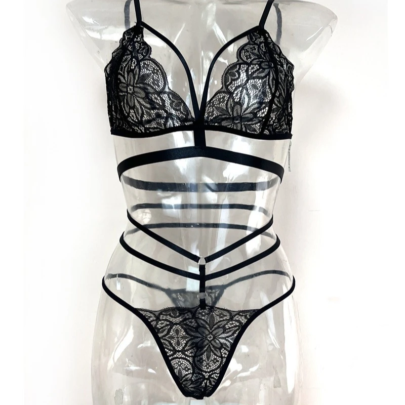 Plus Size Women's Sexy Lace Lingerie Set Wire-Free Fashion Underwear Sleepwear Comfortable Perspective Desig