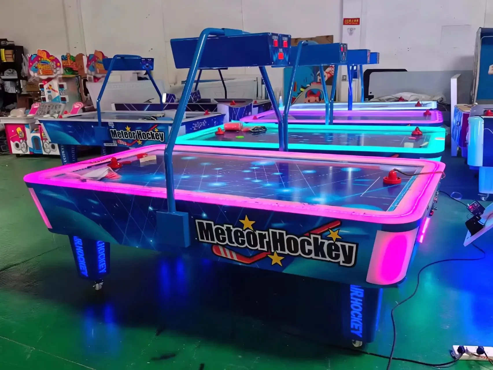Coin Operated Hot Air Hockey Table Simulator Arcade Games Display Screen Scoring Hockey Table Game Machine for Amusement Center