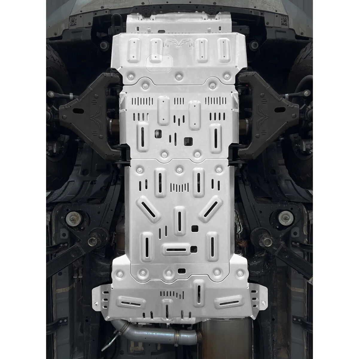 

Top Quality Aluminum Bottom Guard Accessories ForGWM Poer's Four-wheel Drive Pickup Truck