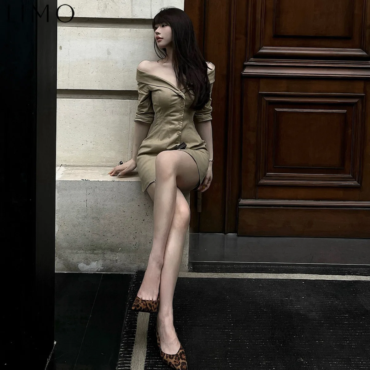 

LIMO Women's Designer Wool Cotton Blend Coat, Commute Winter Warm Fashion Travel Friendly Daily Wear