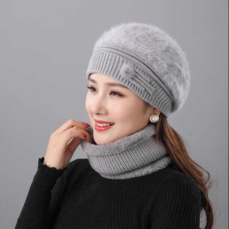 Winter hat women's fleece thickened warm beret women's fashion windproof knitted hat mother cycling wool hat