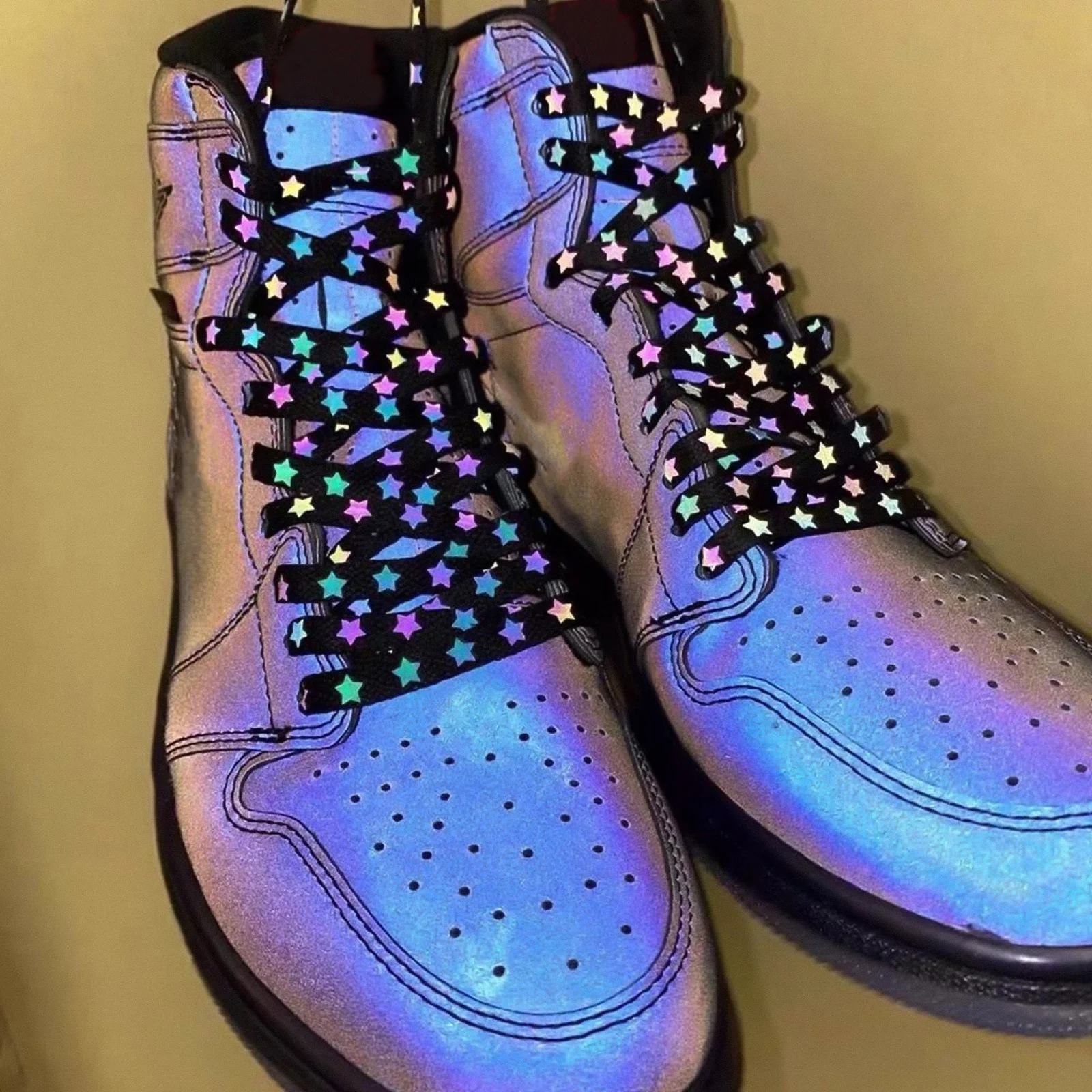 

1Pair Reflective Shoelace Durable Elastic Flat Shoelaces with Creative Star Pattern for Night Running Sneakers