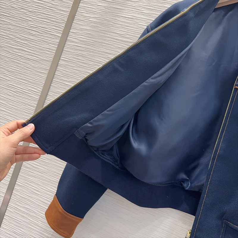 Hochwertiger Damenmantel im neuen Stil mit Faltenkragen und Reißverschluss im Farbblock-Design für Damenbekleidung 25120824