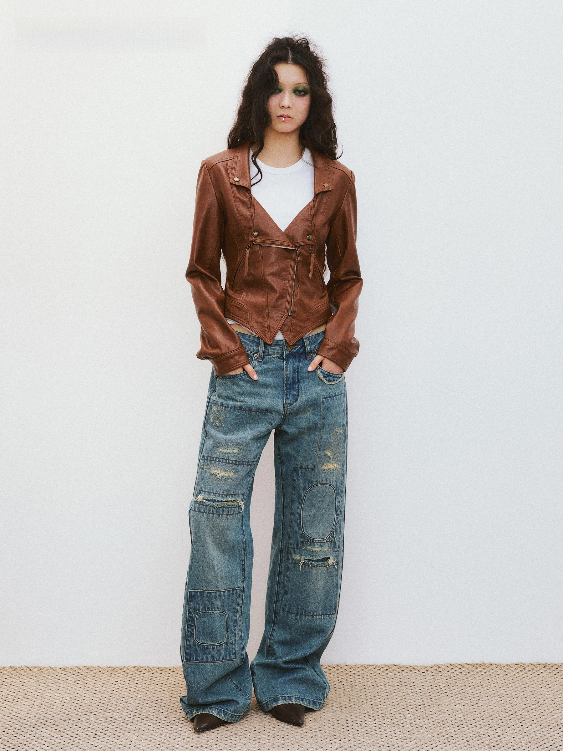 

VERMO Soft Waist-Cinching PU Leather Jacket Vintage Neckline Body-Shaping Proportional Modification Short Zipper Coat