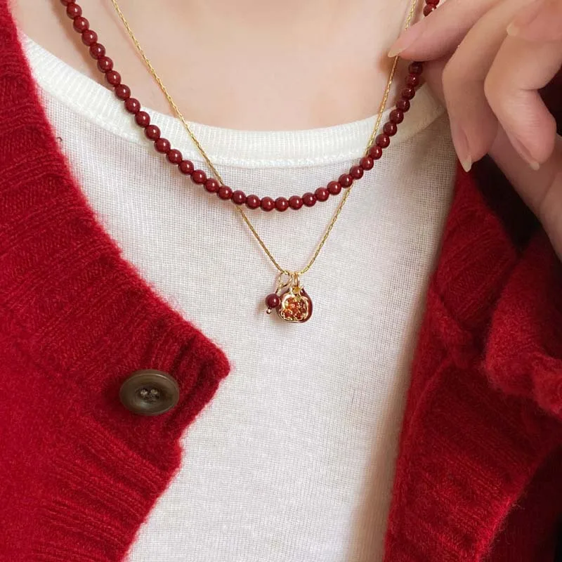 Vintage Double Layered Red Beads Necklaces for Women Sweet Cute Crystal Pomegranate Pendant Necklaces Aesthetic Jewelry Jewelry