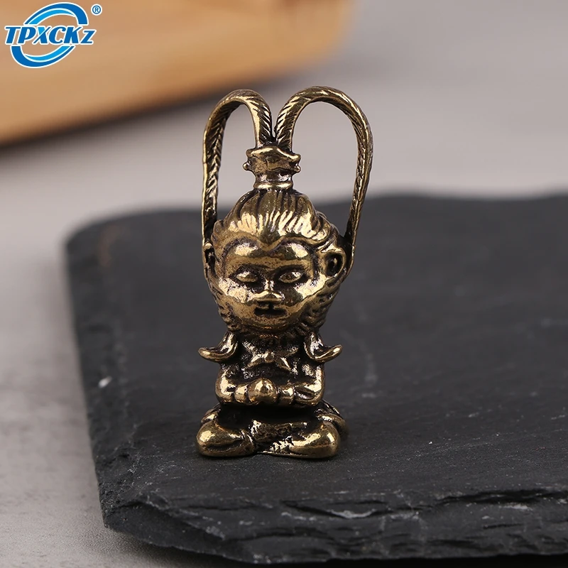 1Pcs Creative Mythological Figure Ornaments Fighting Buddha Sun Wukong Solid Tea Toy