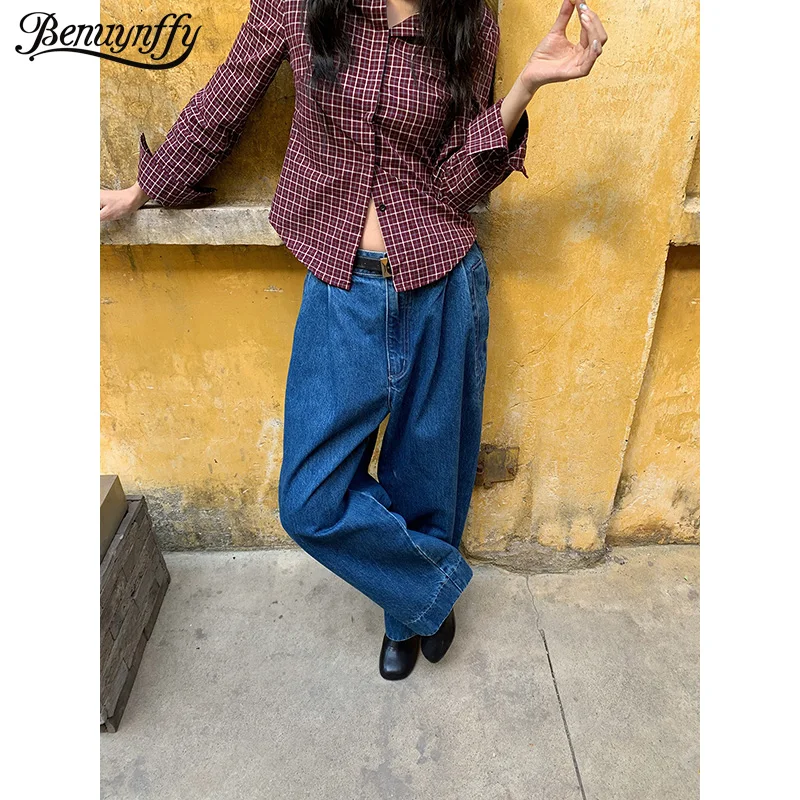 

Benuynffy Fashion Mid Waisted Pleated Jeans Women 2026 Spring New Streetwear Korean Vintage Female Loose Straight Denim Trousers