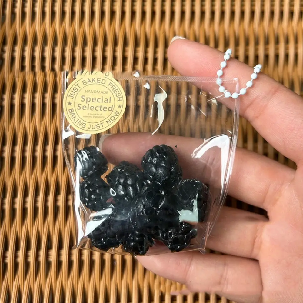 Simulated Fruit Cute Fruit Squeeze Toys Sensory Toy Strawberry Simulation Fruit Squeeze Bag Kiwi TPR