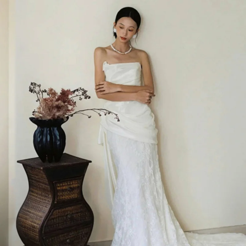 

French Retro High-End Lace Mermaid Satin Bridal Light Wedding Dress Outdoor Gown Forest Style Small Train Dress