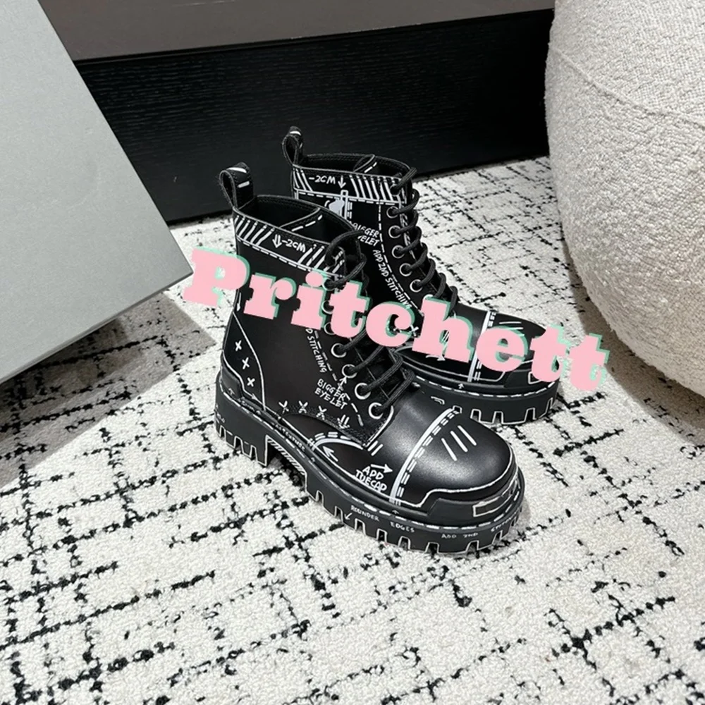 Lace-up Graffiti Ankle Boots Platform Height Increasing Shoes Round Toe Black Leather Motorcycle Style 2025 New Arrivals Shoes