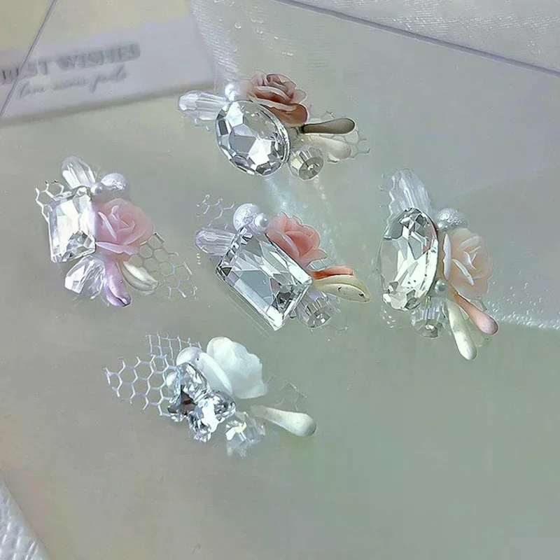 อุปกรณ์ตกแต่งเล็บ คริสตัล 3 มิติ หรูหราเบาๆ ลายลูกไม้ดอกไม้ ประดับเล็บ ทำเล็บ