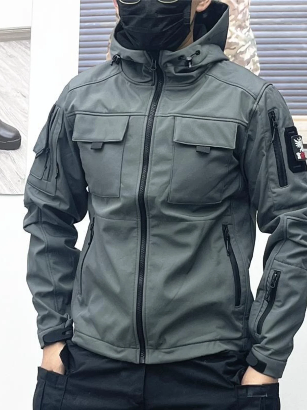 

Мужская тактическая куртка Softshell для активного отдыха, эластичная водонепроницаемая ветровка с капюшоном, весенне-осенняя верхняя одежда