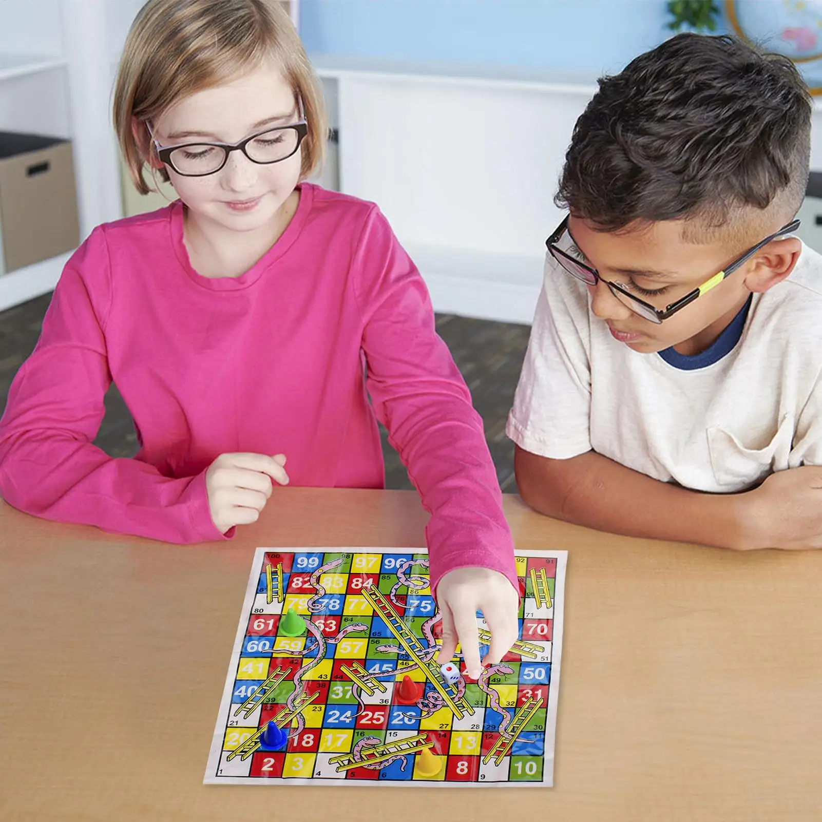 

Настольная игра «Змеи и лестницы» Набор настольных игр «Змеи и лестницы» Веселые портативные шахматы с компактным дизайном для семейных детских вечеринок