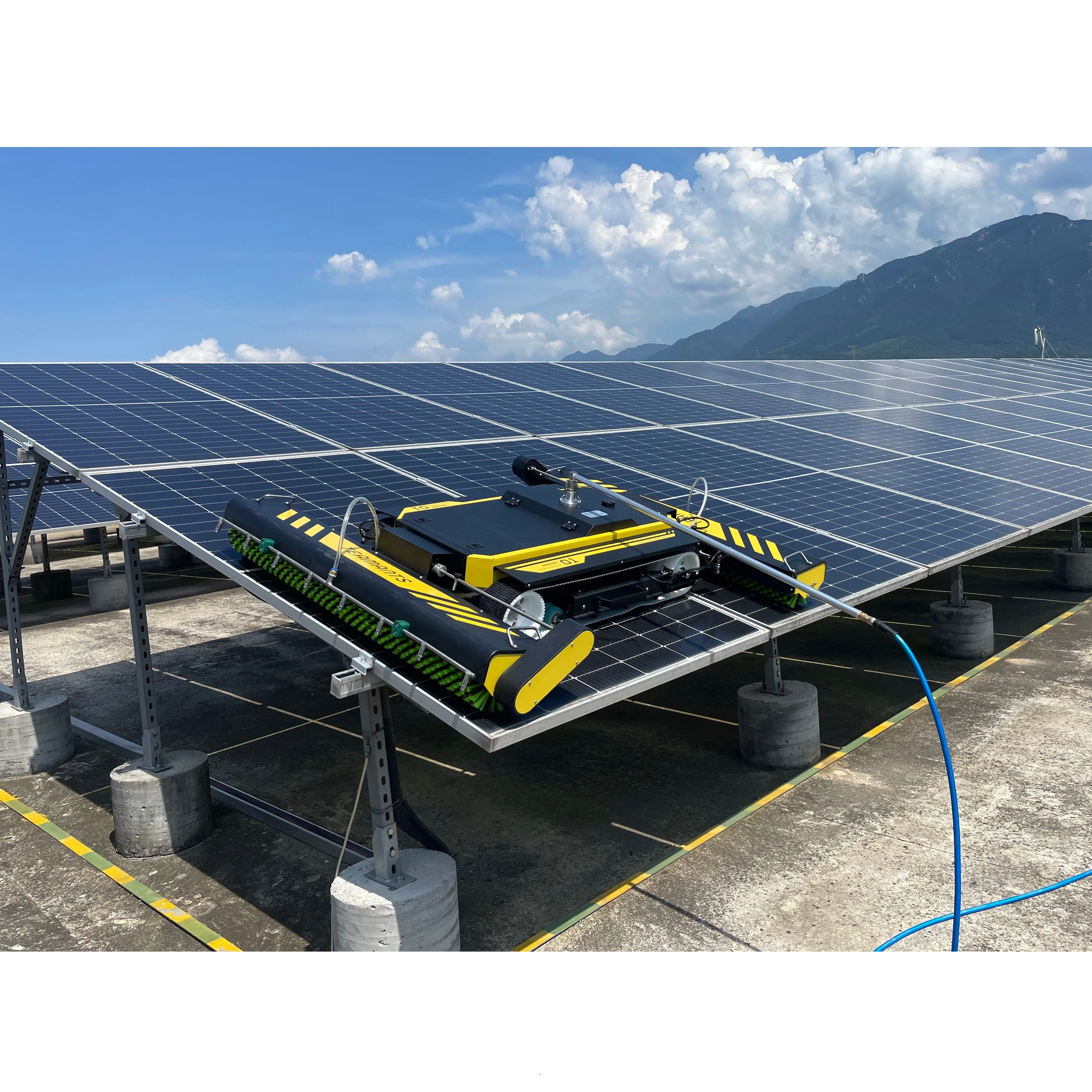 Most Popular In Panel Cleaning Machine Exporting Mainly To Europe Automatic Solar Panels Cleaning System Equipment