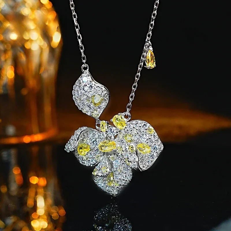 

Luxury and Atmospheric Flower Yellow Diamond 925 Silver Pendant, Set with High Carbon Diamonds, Sweet and Versatile Jewelry