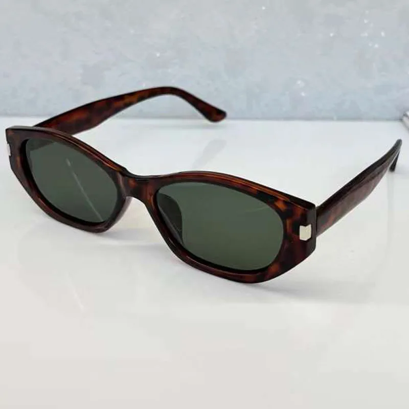 

9084 FashionTR90Polarized Sun Glasses Female Star Internet Celebrity All-Matching Sun-Proof UV-Proof Plain Sunglasses Tide