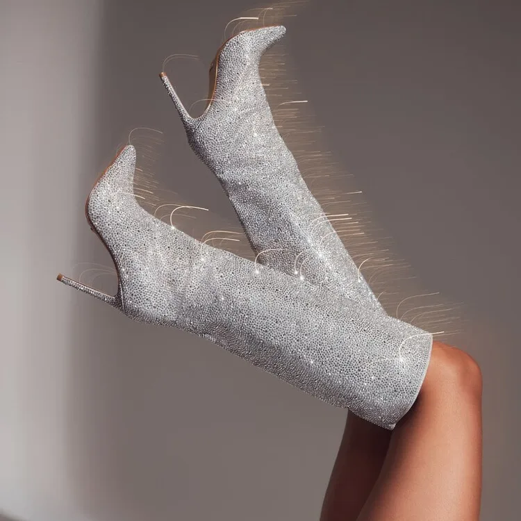 Personalized Pointed Metal Buckle Shaped High Heel Walk Tall Boots Fall and Winter New Large Size Side Pull Long Boots