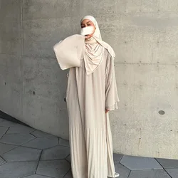 Kobiety muzułmańskie skromne zamknięte plisowane sukienki z długim rękawem Abaya Kaftan podstawowe islamskie ubrania Eid sukienka Musulmane Femme Vestidos nowość