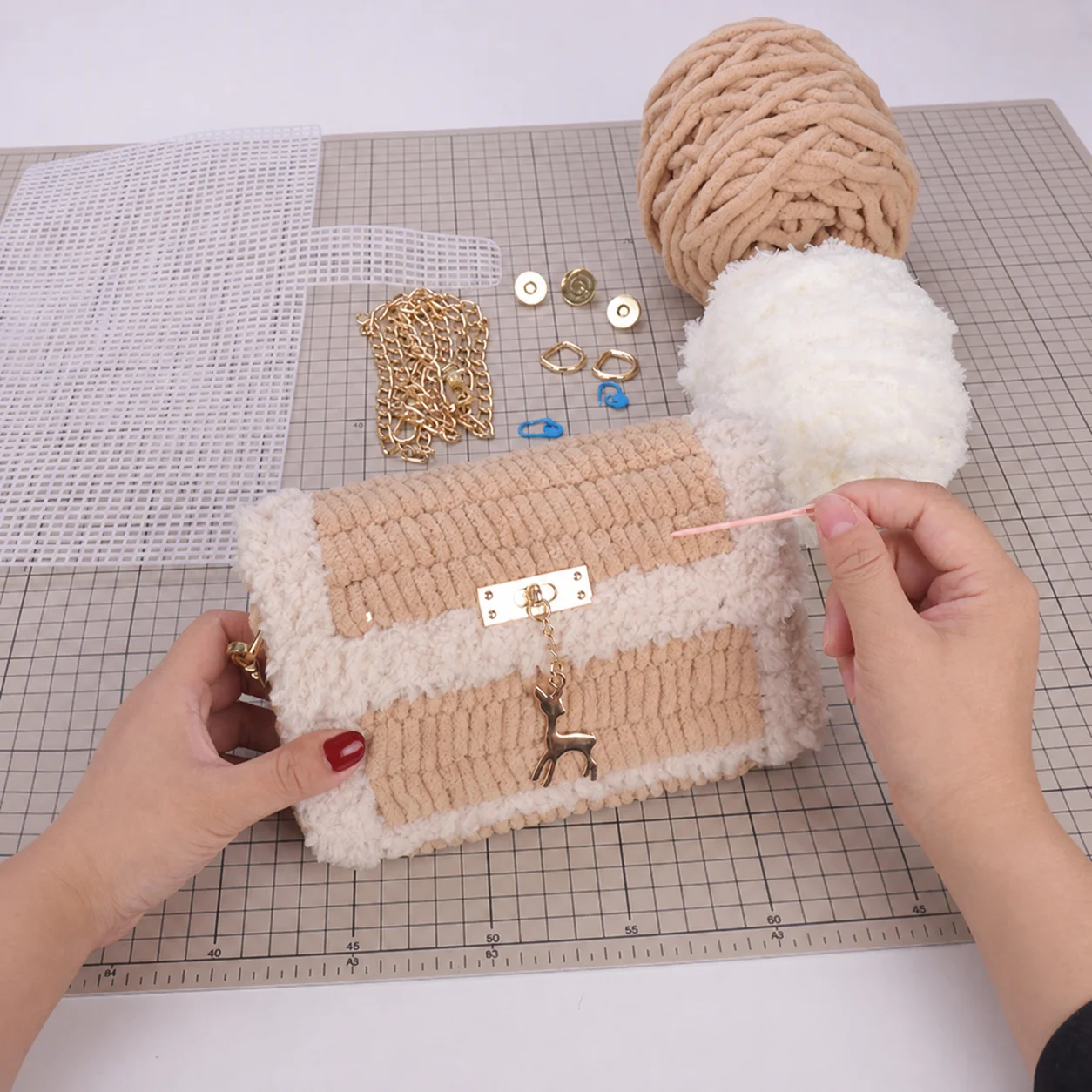 Shoulder Bag Material Kit Magnetic Small Square Bag Kit Mesh Ice Strip Yarn Bag Kit Woven For Gift For Girlfriend Birthday Gift