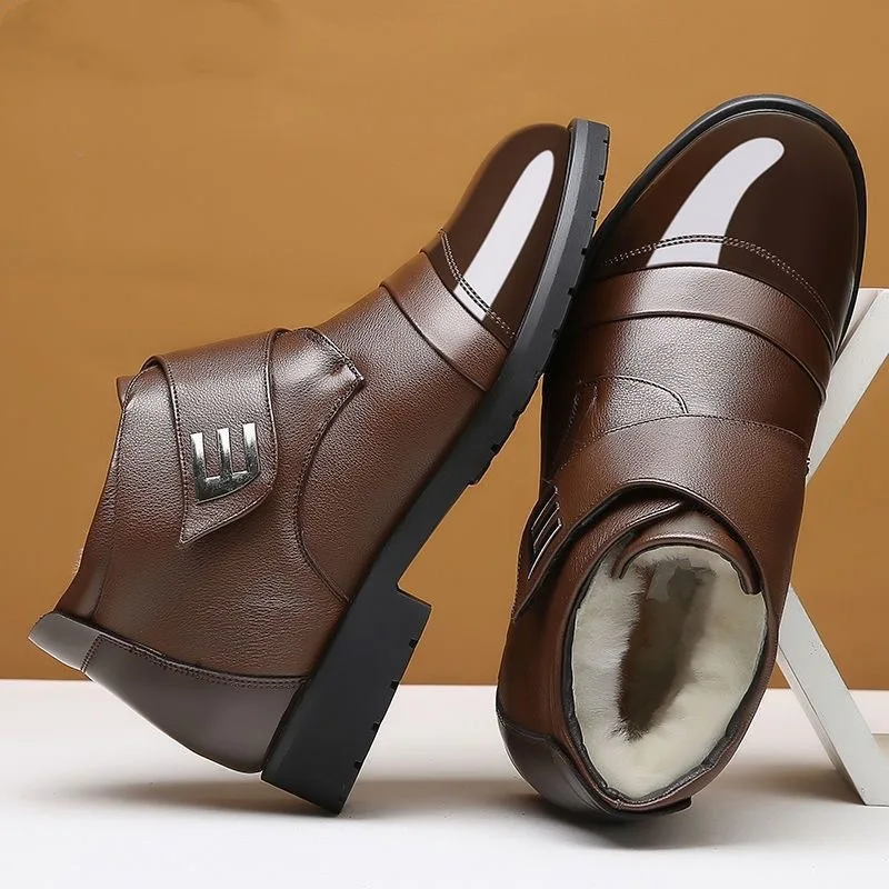 Sepatu Bot Kulit Pria Baru Sepatu Bot Salju Hangat Berbulu untuk Pria Sepatu Formal Bisnis High-Top Fashion Sepatu Chelsea Desainer Ujung Lancip