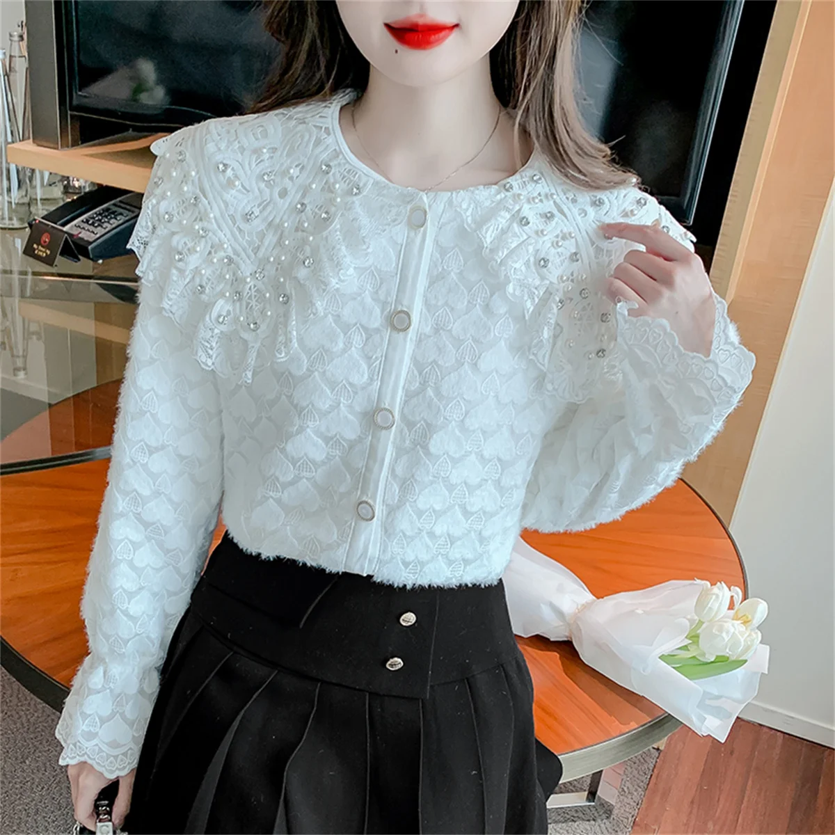 

2024 New Korean Stylish Long Flare Sleeve Lace Blouse Women Sweet Love Jacquard Lace Peter Pan Collar Diamonds Shirt Tops