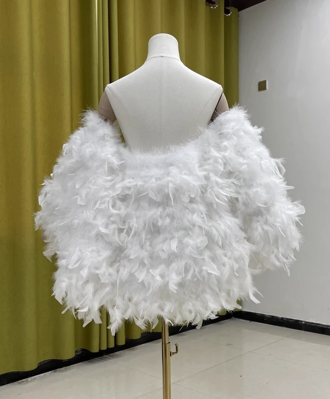 Elegant Real Ostrich Feather Wedding Capes Wraps New Design Bridal  Party Bolero Flffy Winter Shawls