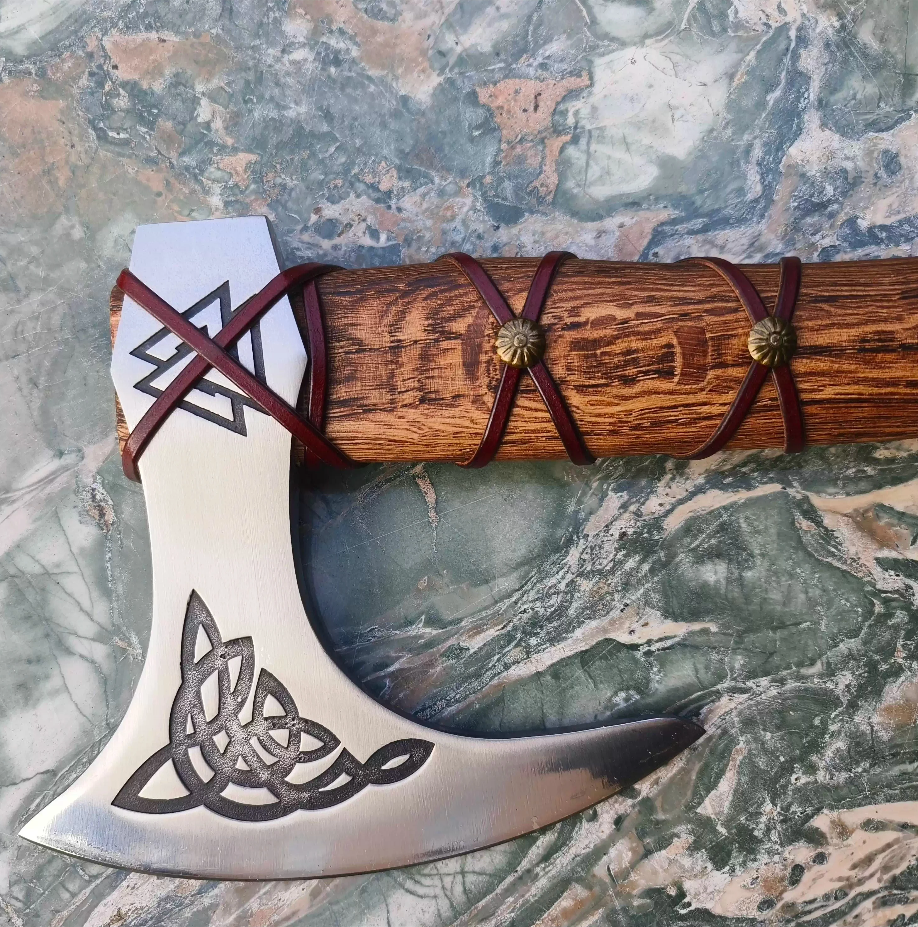 Outdoor Multi-functional Axe Tactical Axe Convenient for Camping Chopping Firewood Axe Survival and Self-defense Equipment