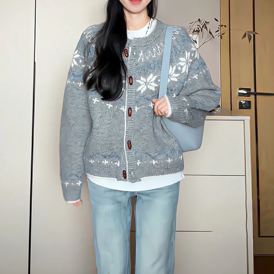 

New Autumn and Winter Products with A Unique High-end Feel, Grey Soft and Sticky Sweater, French Knitted Cardigan for Women