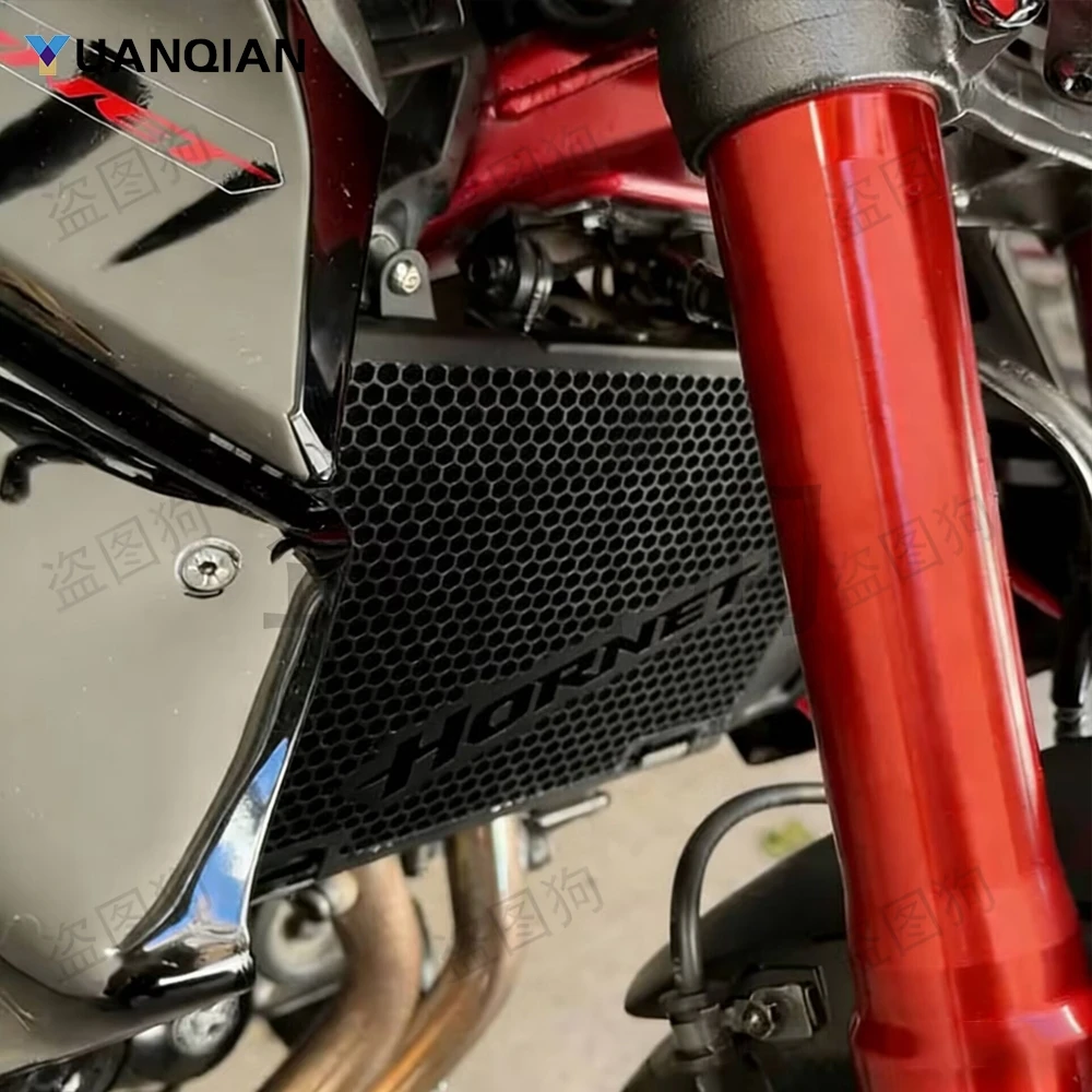 

Защитная решетка радиатора для мотоцикла Honda CB750 Hornet E-Clutch 2026 2025 2024 2023