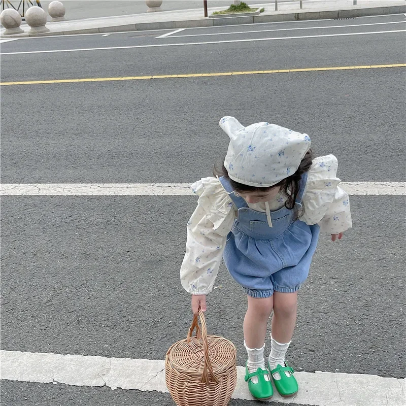 Children Set 2023 Spring Autumn Korean Style New Fashionable Girls Small Floral Flying Sleeve Shirt Denim Overalls Shorts Set