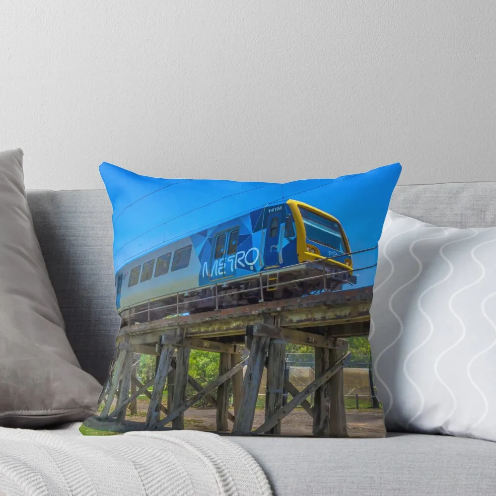 

Elevated Metro Train Eltham Bound Throw Pillow christmas pillowcases Sofa Covers For Living Room pillow