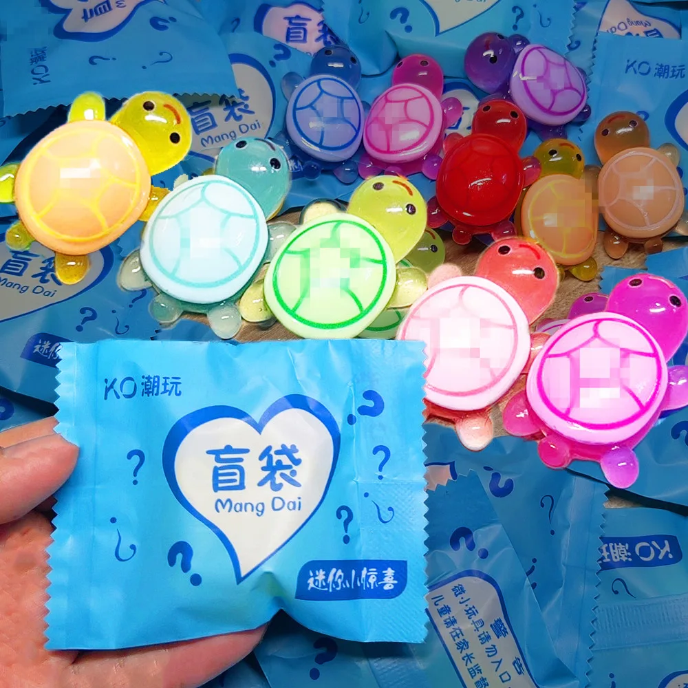 

10/20PCS Glow-in-the-Dark 3D Colorful Fruit & Vegetable Small Turtle Children's Toy Accessory Trend Toy Blind Bag
