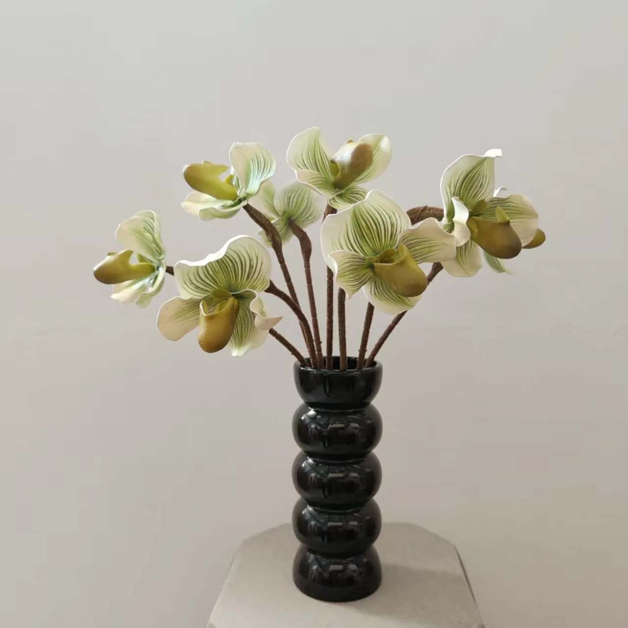 5 Stück künstliche EVA-Paphiopedilum-Blumen für die Heimdekoration, künstliche Vanda-Orchideen für Hochzeitsdekoration, Partytisch, Eventdesign, Blumenarrangement – Detail 16