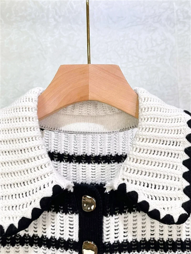 

Women's Black Striped Knitted Sweater Short Sleeve Lapel Office Ladies Elegant Top