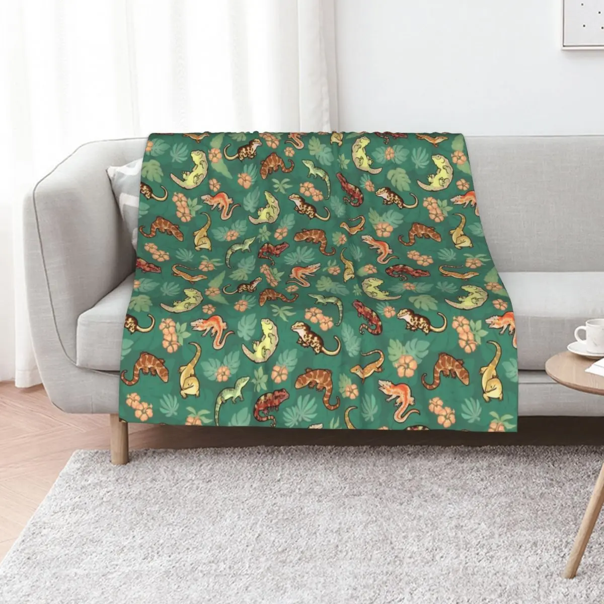 Gecko family in green Throw Blanket Plaid Soft Plush Plaid Flannels Sofa Quilt Retros Cute Plaid Blankets